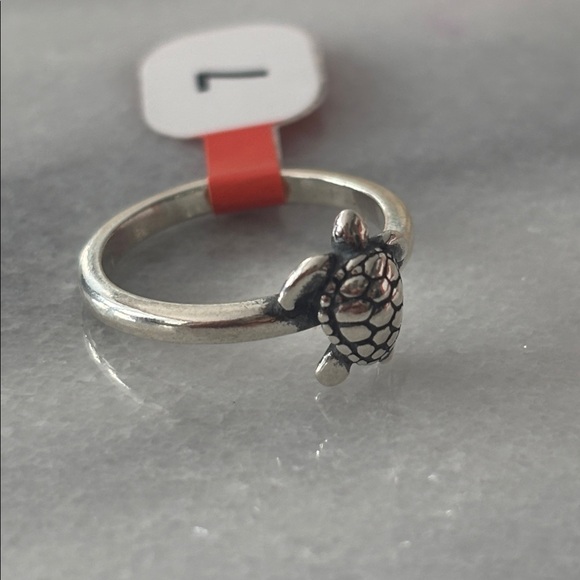 Retiring soon! James Avery Silver Sea Turtle Ring new! Never worn - Picture 5 of 5